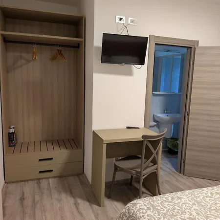 Claudia B&B-2